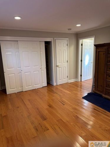 45 Lakeside Dr, Piscataway NJ  08854-4205 exterior