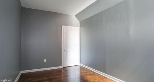 6215 Market St, Philadelphia PA 19139-2923 exterior