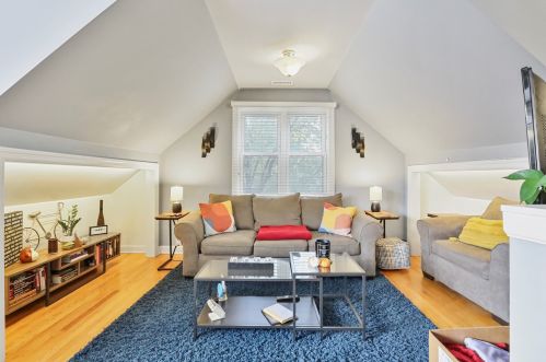 3429 Oakley Ave, Chicago IL 60608-6027 exterior