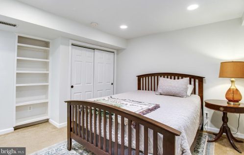 1841 Birch Rd, Mc Lean VA 22101-5317 exterior