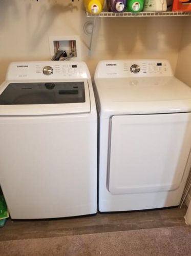 781 Thornhill Dr, Fort Pierce FL  34983-4037 exterior