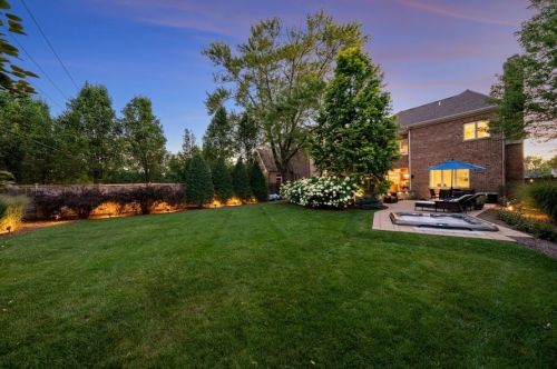 853 Linden Ave, Elmhurst IL 60126-5312 exterior