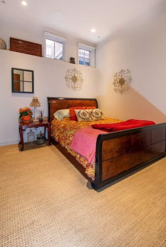 2725 Kenmore Ave, Chicago IL 60614-1305 exterior