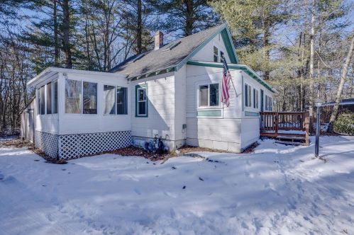 30 Lawrence St, Concord NH  03301-5313 exterior