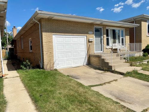 3744 76th Pl, Chicago, IL 60652-1313