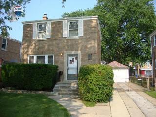 7337 Fairfield Ave, Chicago, IL 60629-2027