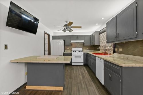 804 Peale St, Joliet IL 60433-2140 exterior