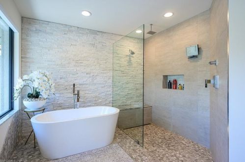 6582 Trl Blvd, Naples FL 34108-2655 exterior