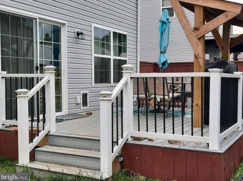 601 East Ave, New Castle DE  19720-6216 exterior