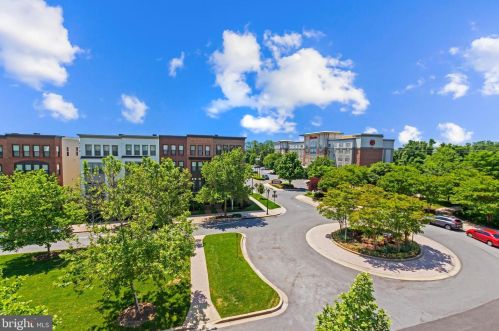 917 King Farm Blvd, Rockville MD 20850-6610 exterior