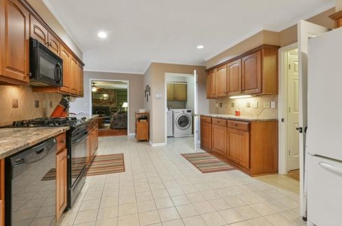 4133 Menlo Way, Atlanta GA 30340-4709 exterior