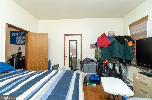 4927 Hazel Ave, Philadelphia PA 19143-2004 exterior