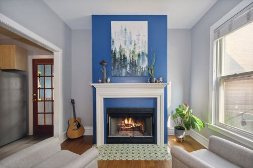 1338 Grace St, Chicago IL  60613-2825 exterior