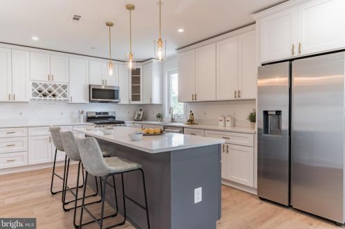 928 47th Pl, Washington DC  20019-3720 exterior