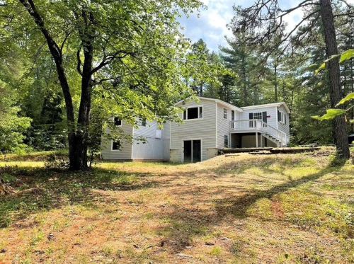 17 Moss Ln, Madison NH  03849-5449 exterior