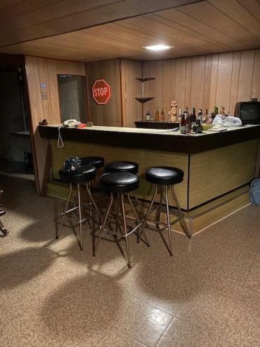 8424 Cheyenne St, Milwaukee WI 53224-4805 exterior