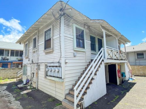 743 Pumehana St, Honolulu HI exterior