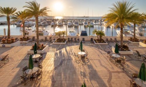 6013 Bowen Daniel Dr, Tampa FL  33616-1464 exterior