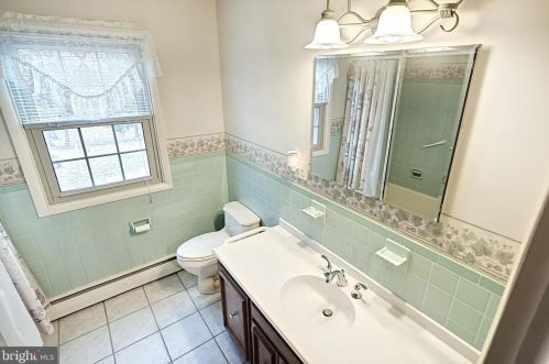 4125 Grandview Rd, Hanover PA 17331-9753 exterior