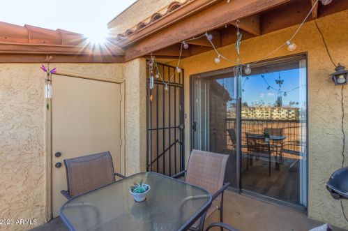 8215 21st Dr, Phoenix AZ  85021-4945 exterior