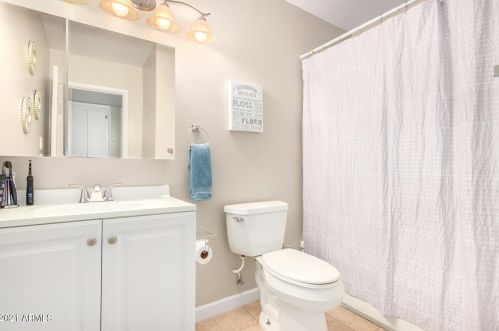 3820 Bethany Home Rd, Phoenix AZ 85015-2507 exterior