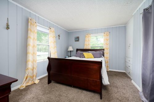 829 Parchmount Ave, Kalamazoo MI 49004-2055 exterior