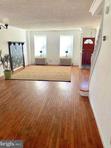 170 Fountain St, Philadelphia PA  19127-1924 exterior