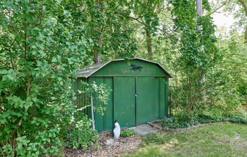 9308 Ldg Pole Ln, Saint Louis MO 63126-2158 exterior