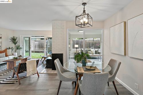 3213 Ida Dr, Concord CA  94519-2136 exterior