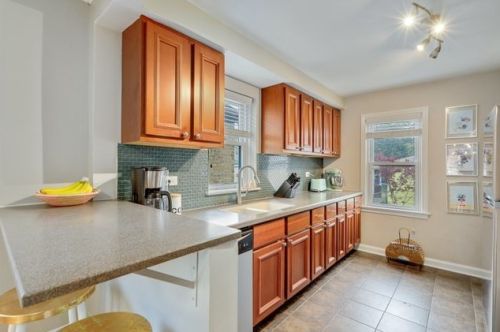 7112 Foster Ave, Chicago IL 60656-1956 exterior