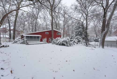 7625 Julie Dr, Kalamazoo MI  49024-4915 exterior