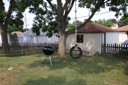 2860 47, Milwaukee WI 53210-1753 exterior