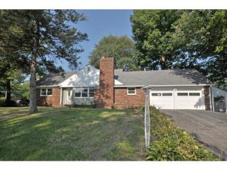 47 Lions Head Blvd, Wayne, NJ 07470-4049