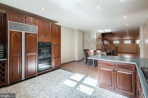 1911 Dickinson St, Philadelphia PA  19146-4623 exterior