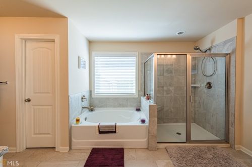 3565 Davis St, Atlanta GA exterior