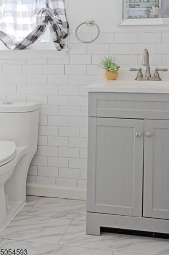 12 Edgewood Dr, Rockaway NJ 07866-1638 exterior