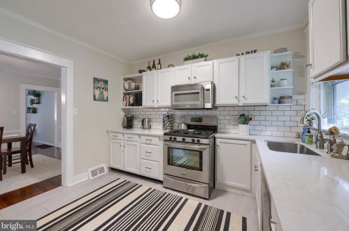 1026 Clay St, Lancaster PA 17602-2016 exterior