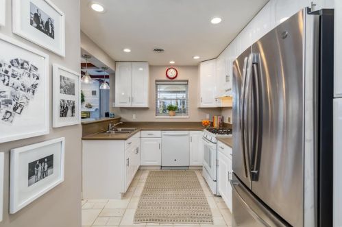 9305 Litzsinger Rd, Saint Louis MO 63144-2157 exterior