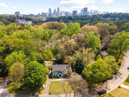 1877 Colland Dr, Atlanta, GA 30318-2603