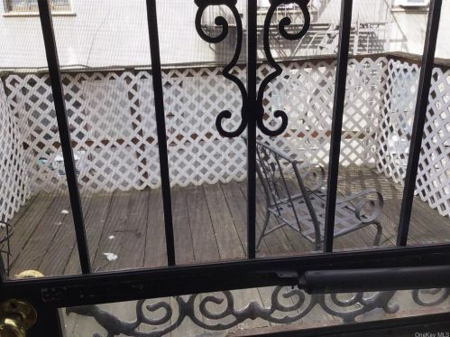 2317 Bassford Ave, Bronx NY 10458-7814 exterior