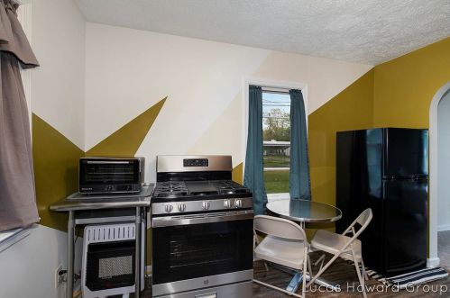 726 Edison St, Kalamazoo MI  49004-3414 exterior