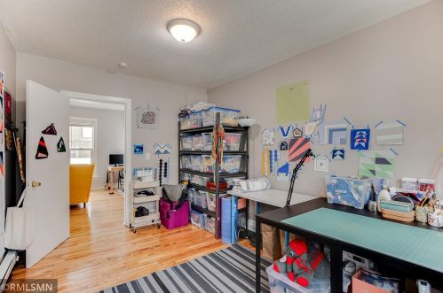 732 Geranium Ave, Saint Paul MN 55106-2523 exterior