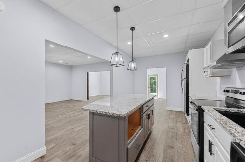 5523 Stone Trce, Gainesville GA 30504-8149 exterior