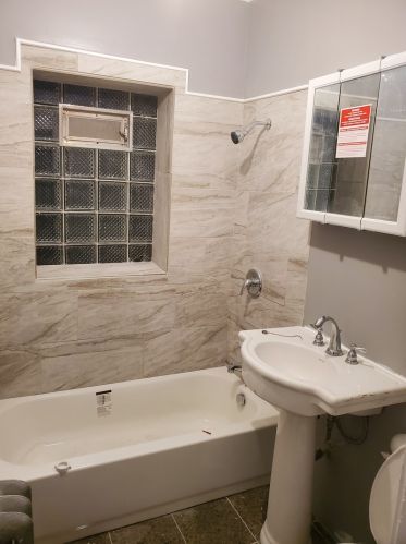 8746 Dante Ave, Chicago IL exterior