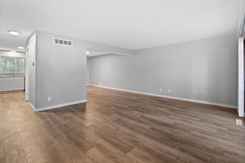 9028 70th St, Milwaukee, WI 53223-2114