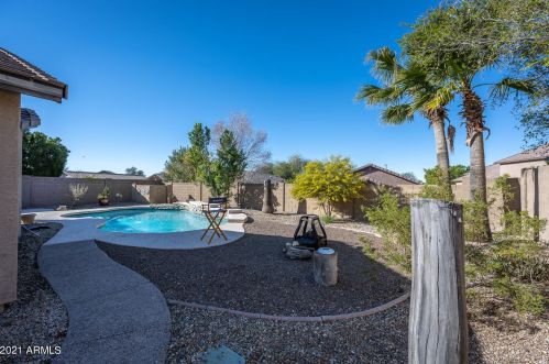 26014 41st Ave, Phoenix AZ 85009-2035 exterior