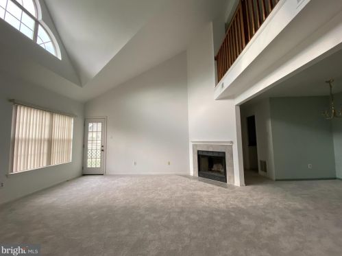 1914 Foxmeadow Cir, Limerick PA  19468-1566 exterior