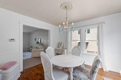 1211 Manila St, Manitowoc WI 54220-6241 exterior