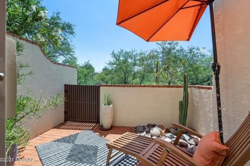 7256 Camino Valle Verde, Tucson AZ  85715-3408 exterior