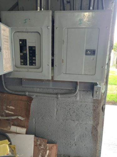 8931 Houston Ave, Chicago IL 60617-3239 exterior